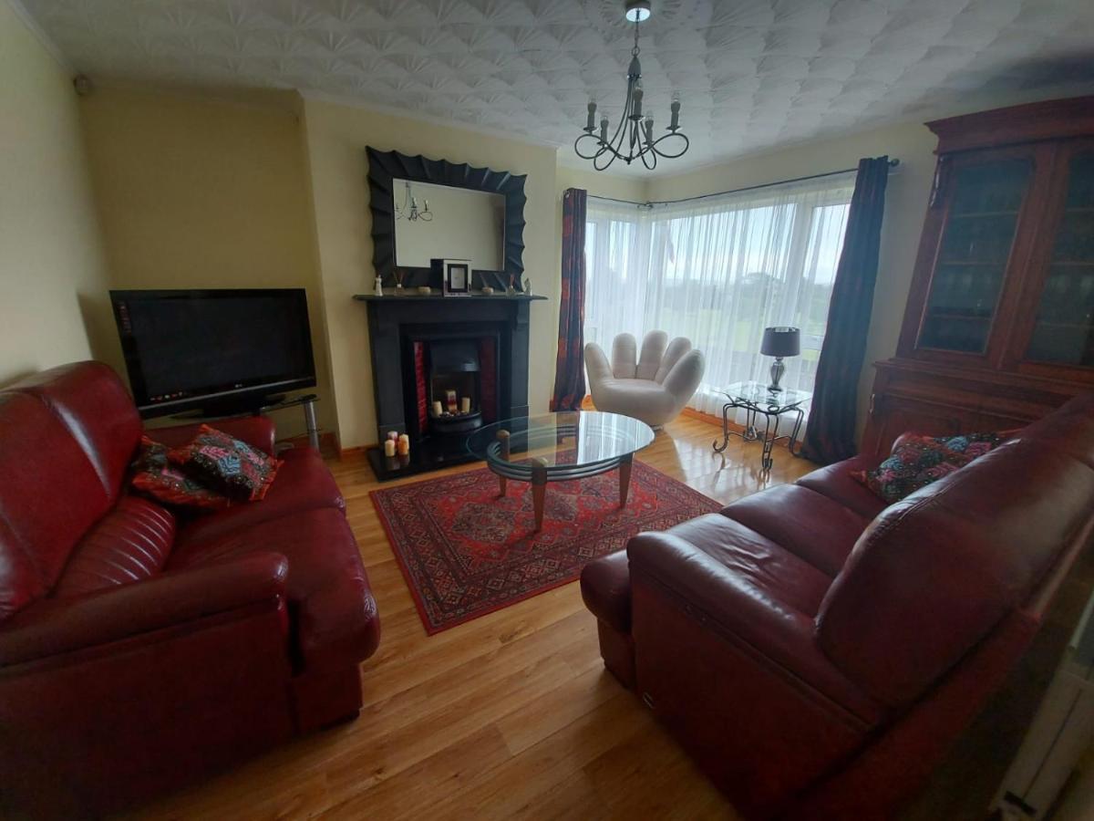 Homely Yellow Bungalow -Articlave-Near Castlerock Exterior photo