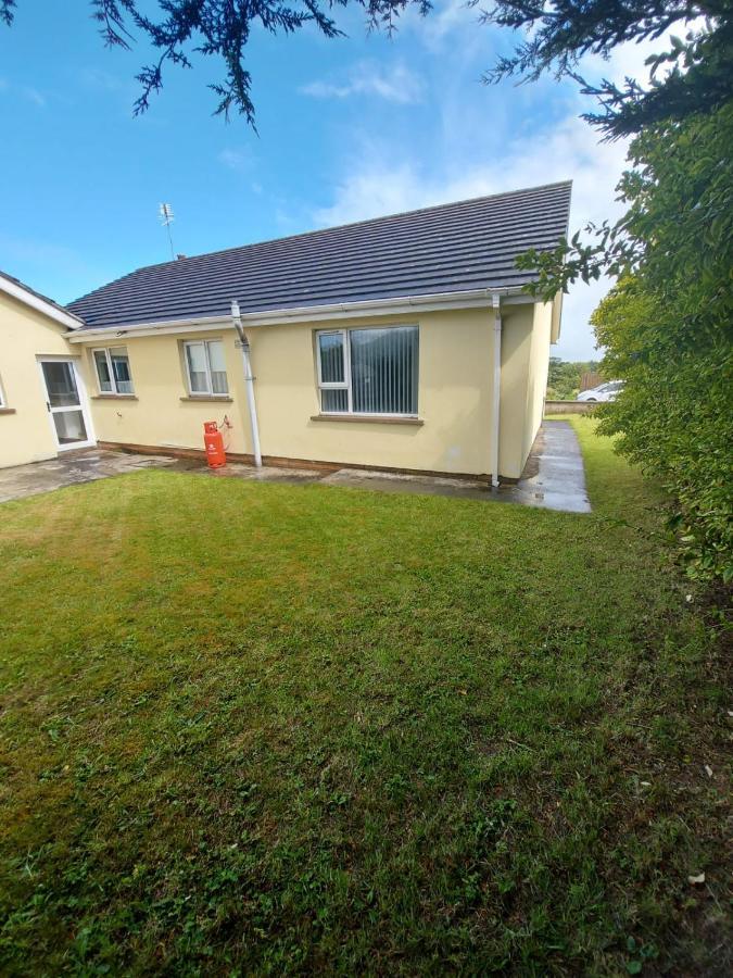 Homely Yellow Bungalow -Articlave-Near Castlerock Exterior photo