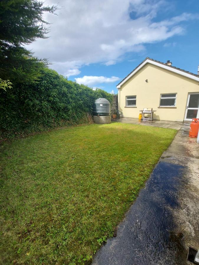 Homely Yellow Bungalow -Articlave-Near Castlerock Exterior photo